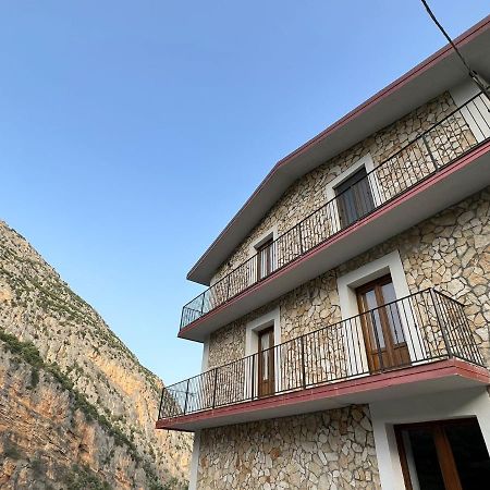 チヴィタ L'Oasi Del Raganello Bed & Breakfast エクステリア 写真