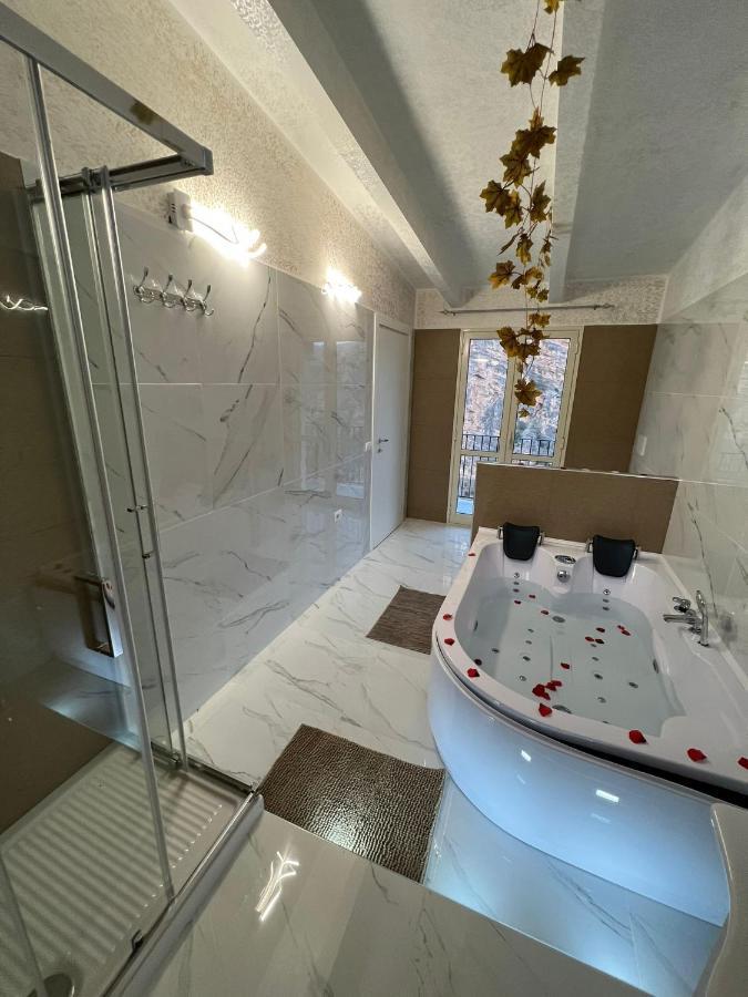 チヴィタ L'Oasi Del Raganello Bed & Breakfast エクステリア 写真