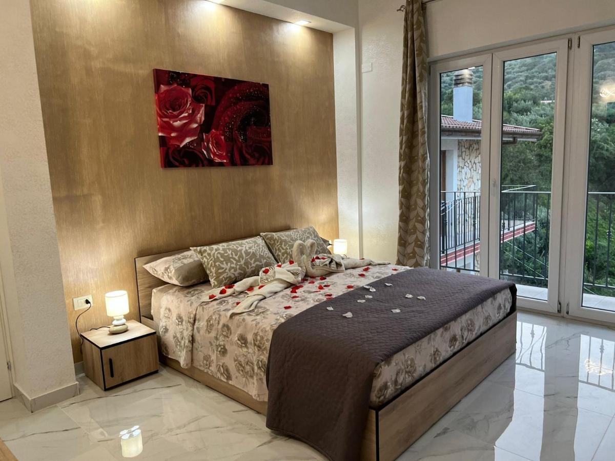 チヴィタ L'Oasi Del Raganello Bed & Breakfast エクステリア 写真