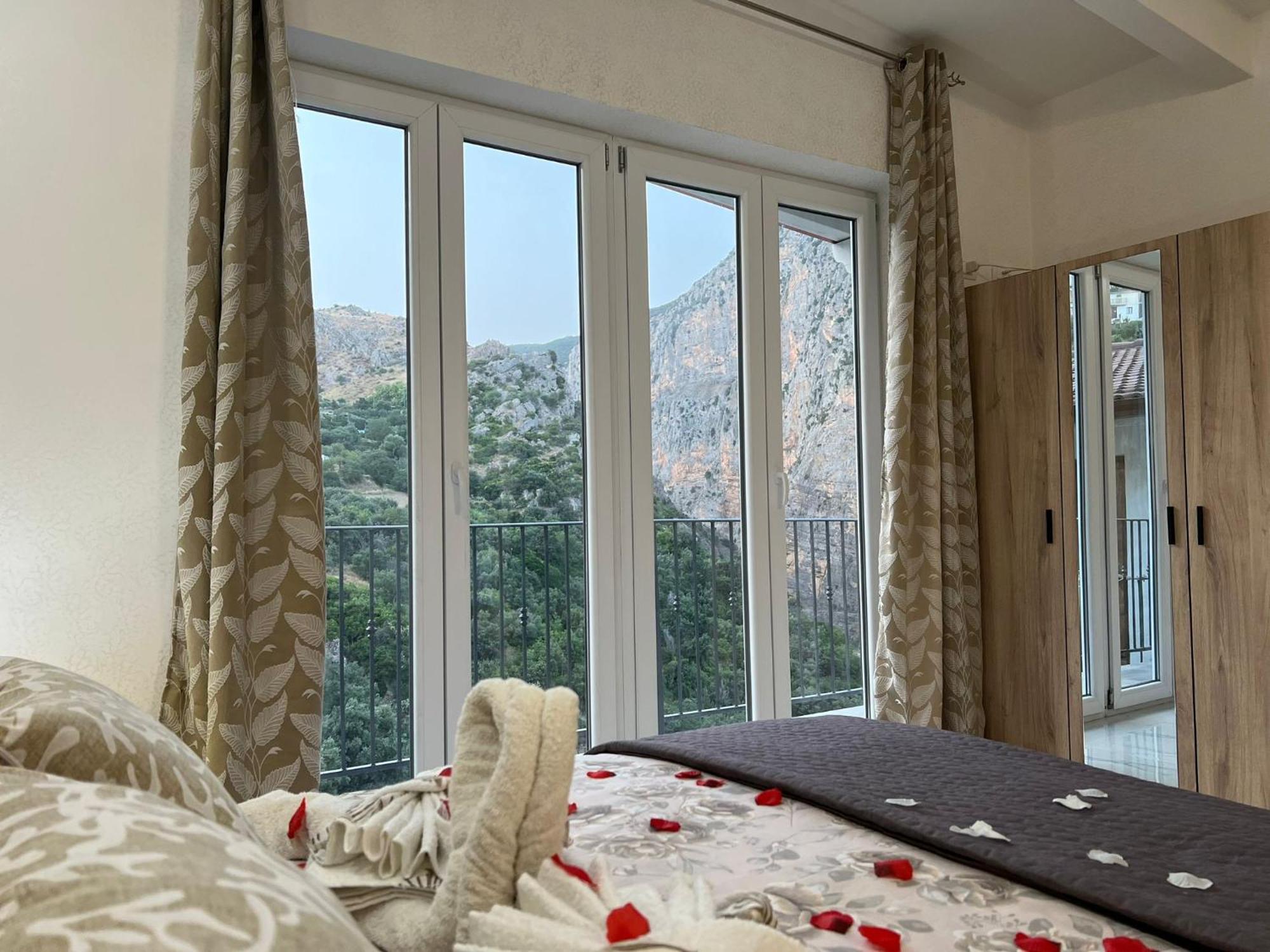 チヴィタ L'Oasi Del Raganello Bed & Breakfast エクステリア 写真